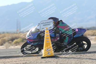 media/Nov-02-2025-CVMA (Sun) [[337aff29ab]]/Race 16-Formula Twins-Formula 40 UL(Holeshot)/